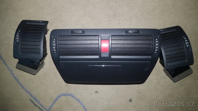 S Octavia II r.v. 2010 mřížky a přepínače palubovky - 2