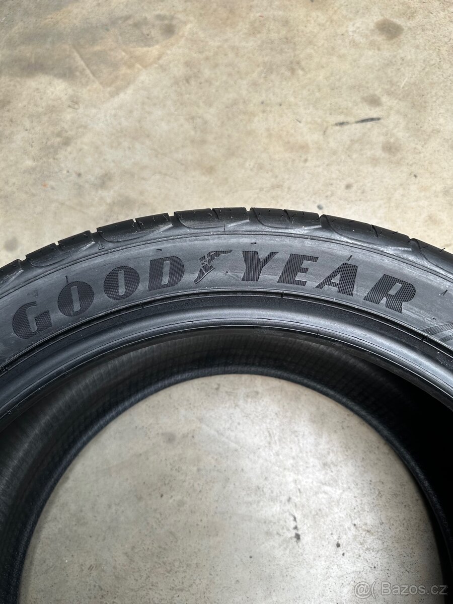 295/35R19 Good Year Eagle F1 Assymetric 2 - 2