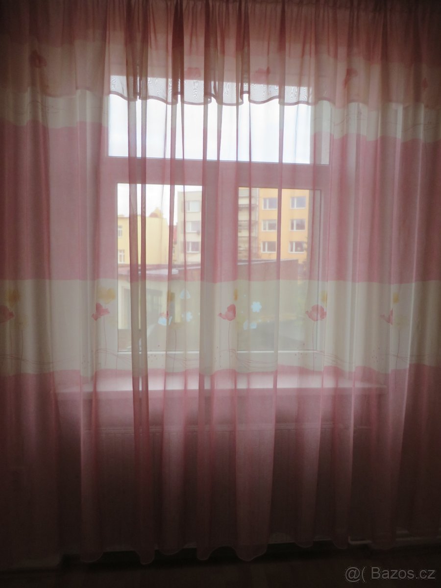 Voálový závěs - 2