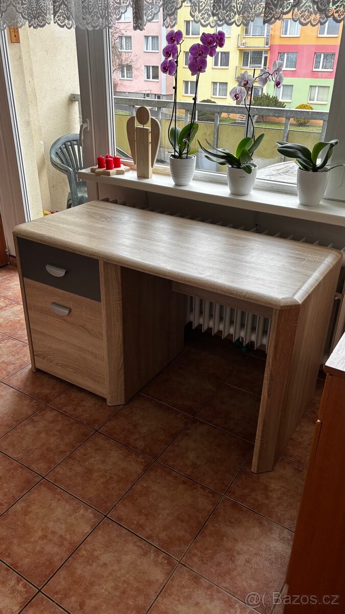 Psací stůl - 2