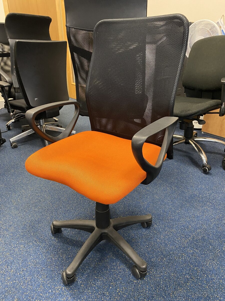 Kancelářská židle NOVÁ - 2