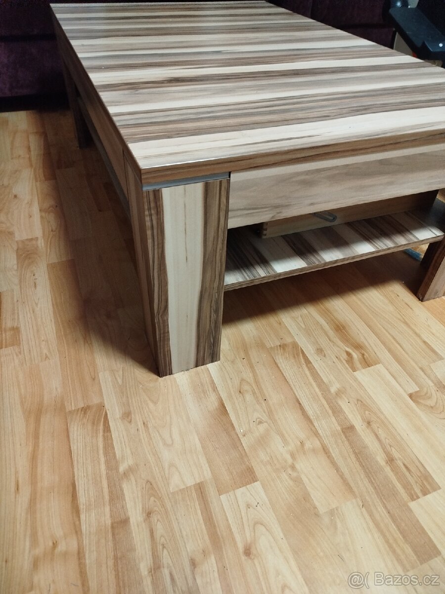 Konferenční stolek - 2