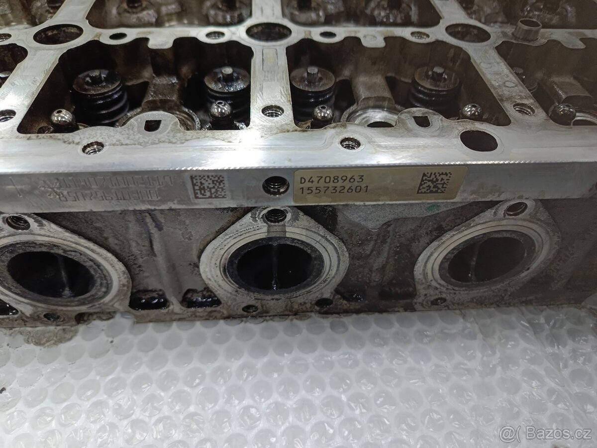 Hlava motoru BMW - 2