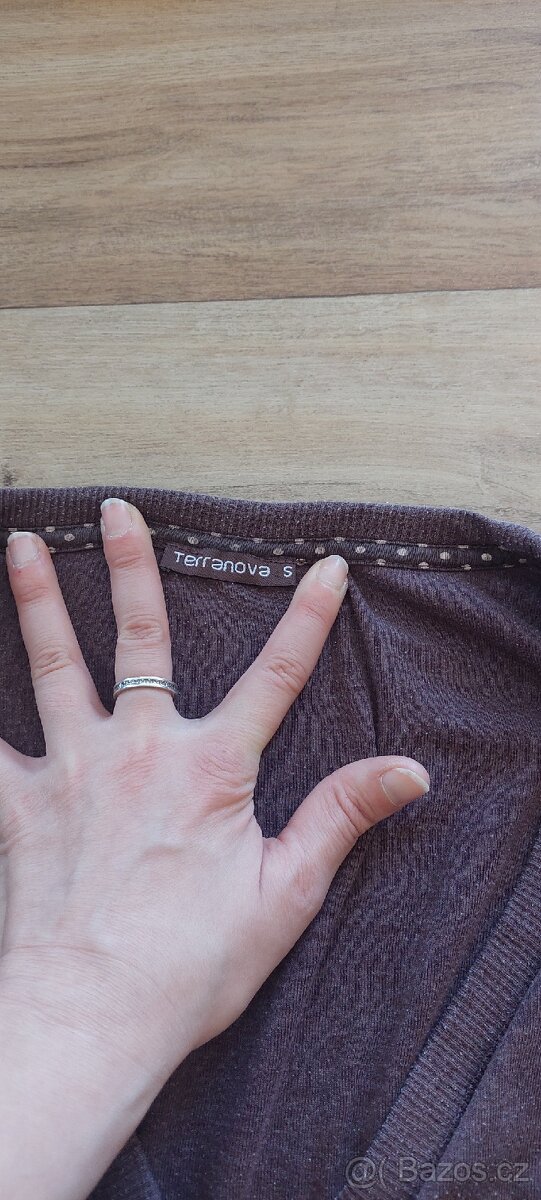 Dámské oblečení, velikost: S - 2