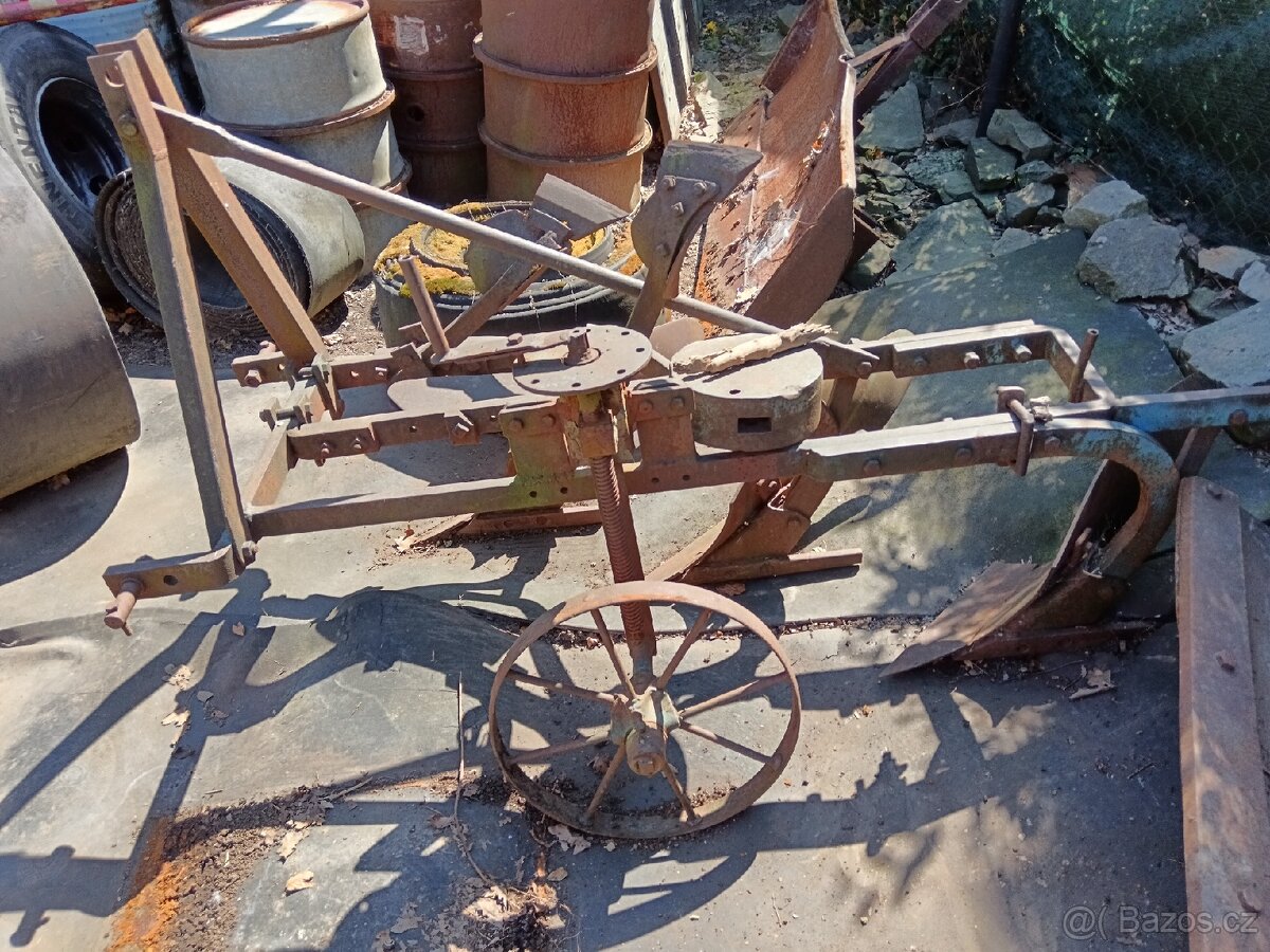 3 radličny pluh - 2
