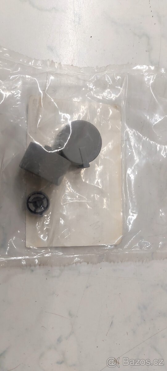 Knoflík Junkers - 2