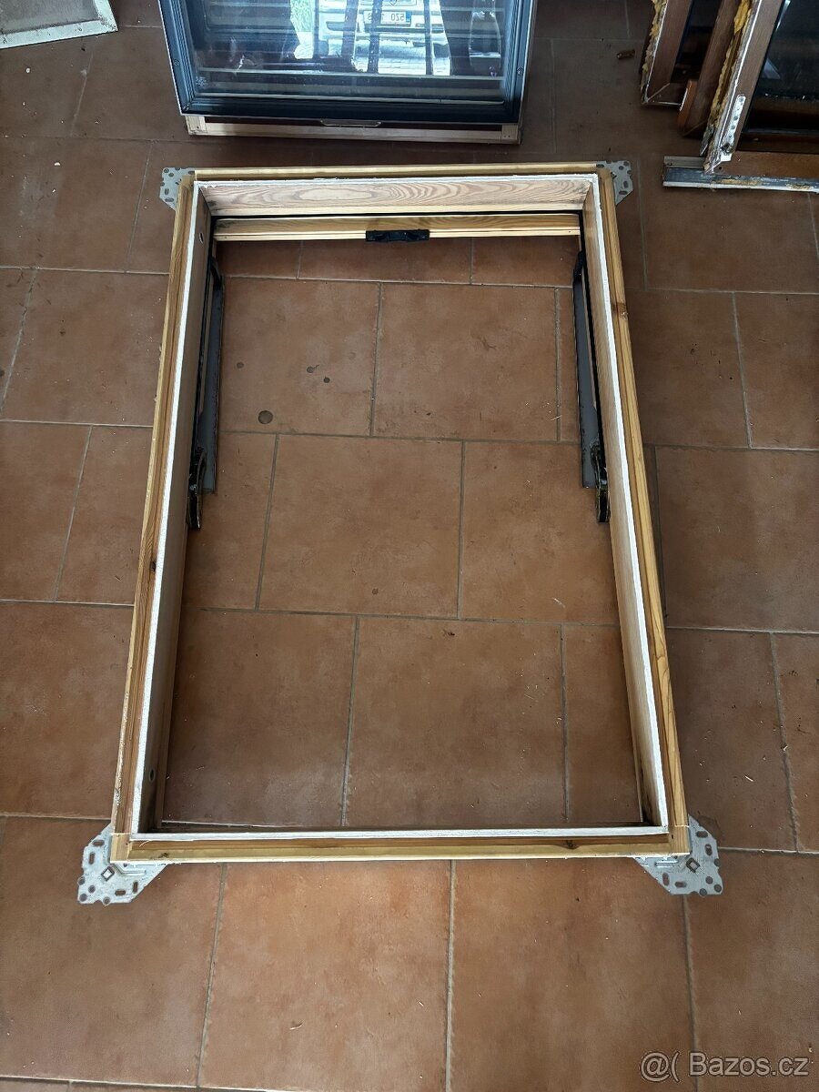 Rám na střešní okna - 2