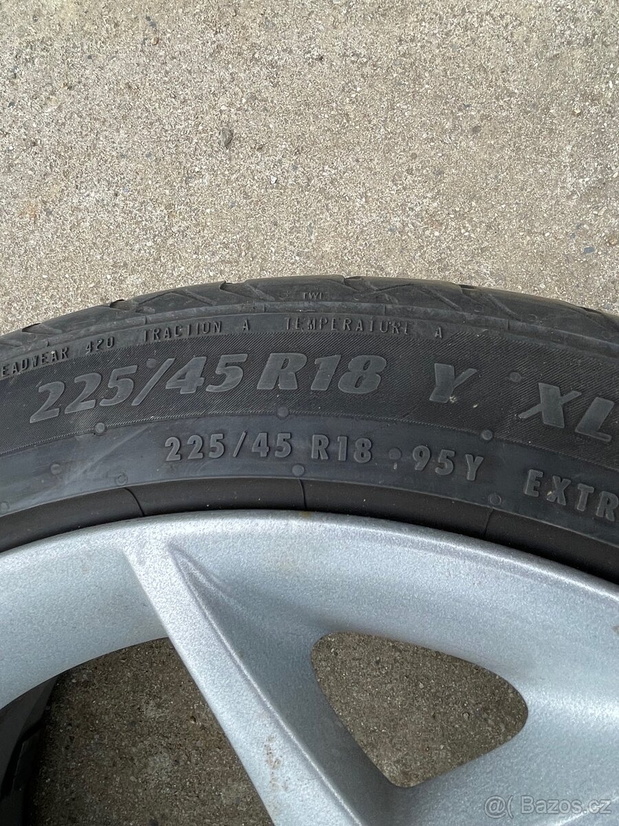 Sada kol 225/45R18 - 2