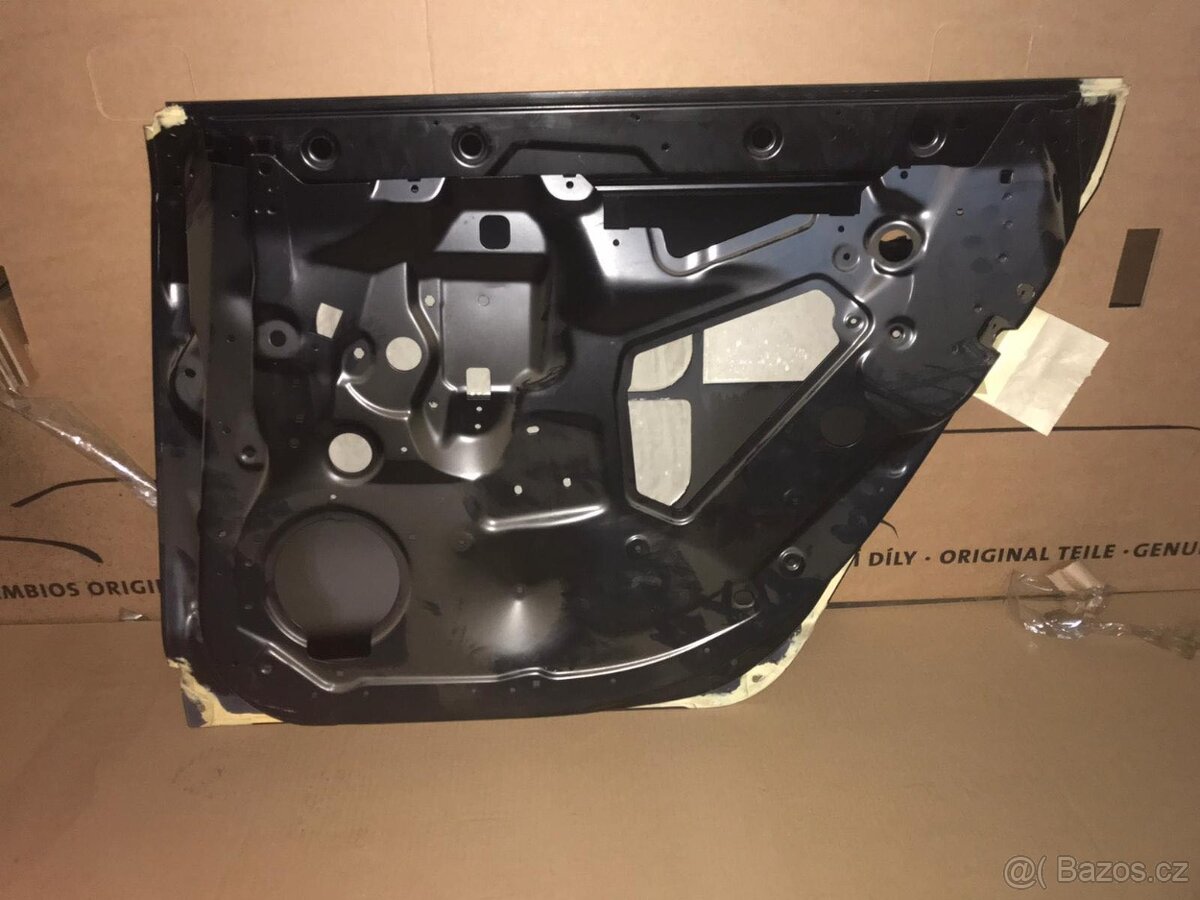 Zadní pravé dveře Audi A6 - 2