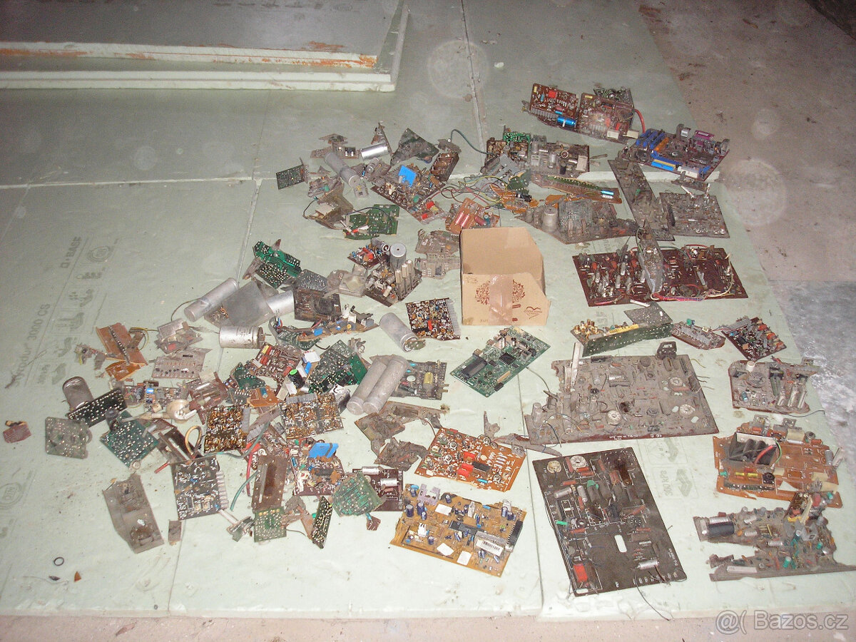 elektroodpad tesla - 2