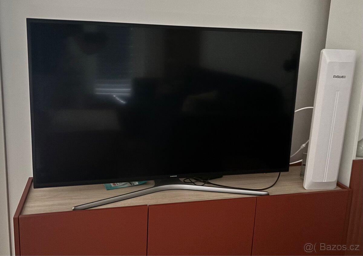 televizor Samsung UE50MU6172 - 2
