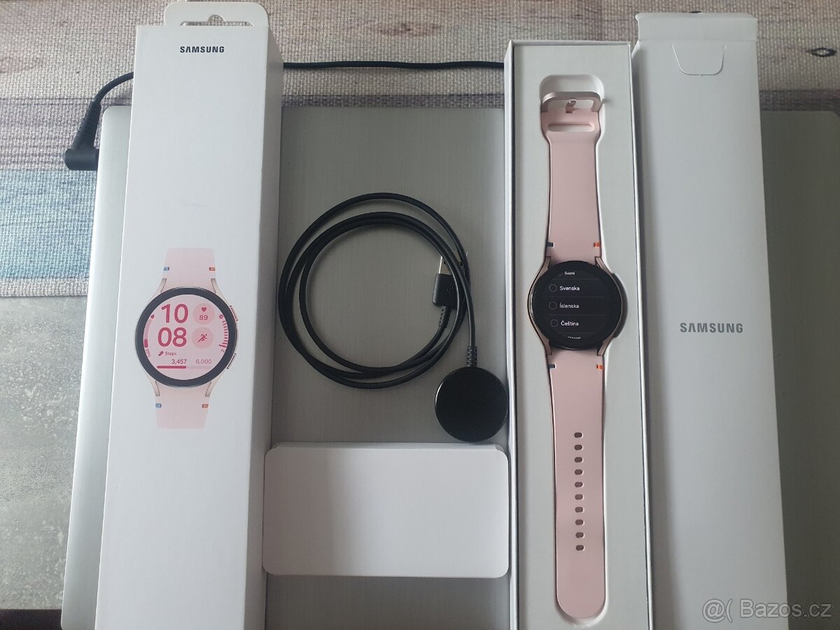 Prodám Samsung Galaxy Watch FE - 2