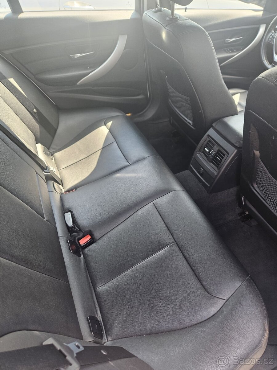 BMW 318 d rok 2013 - 2