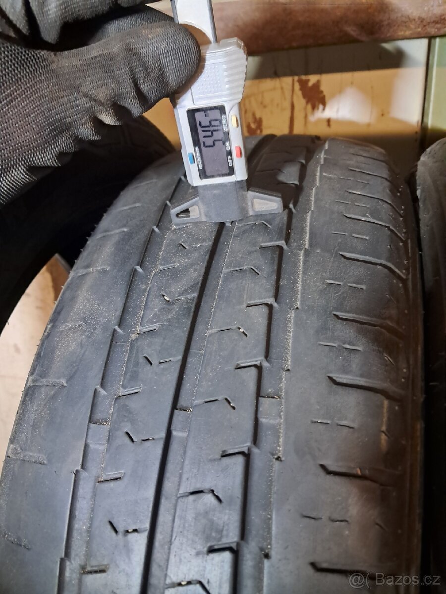 Letní pneu 195/60 r16 c - 2