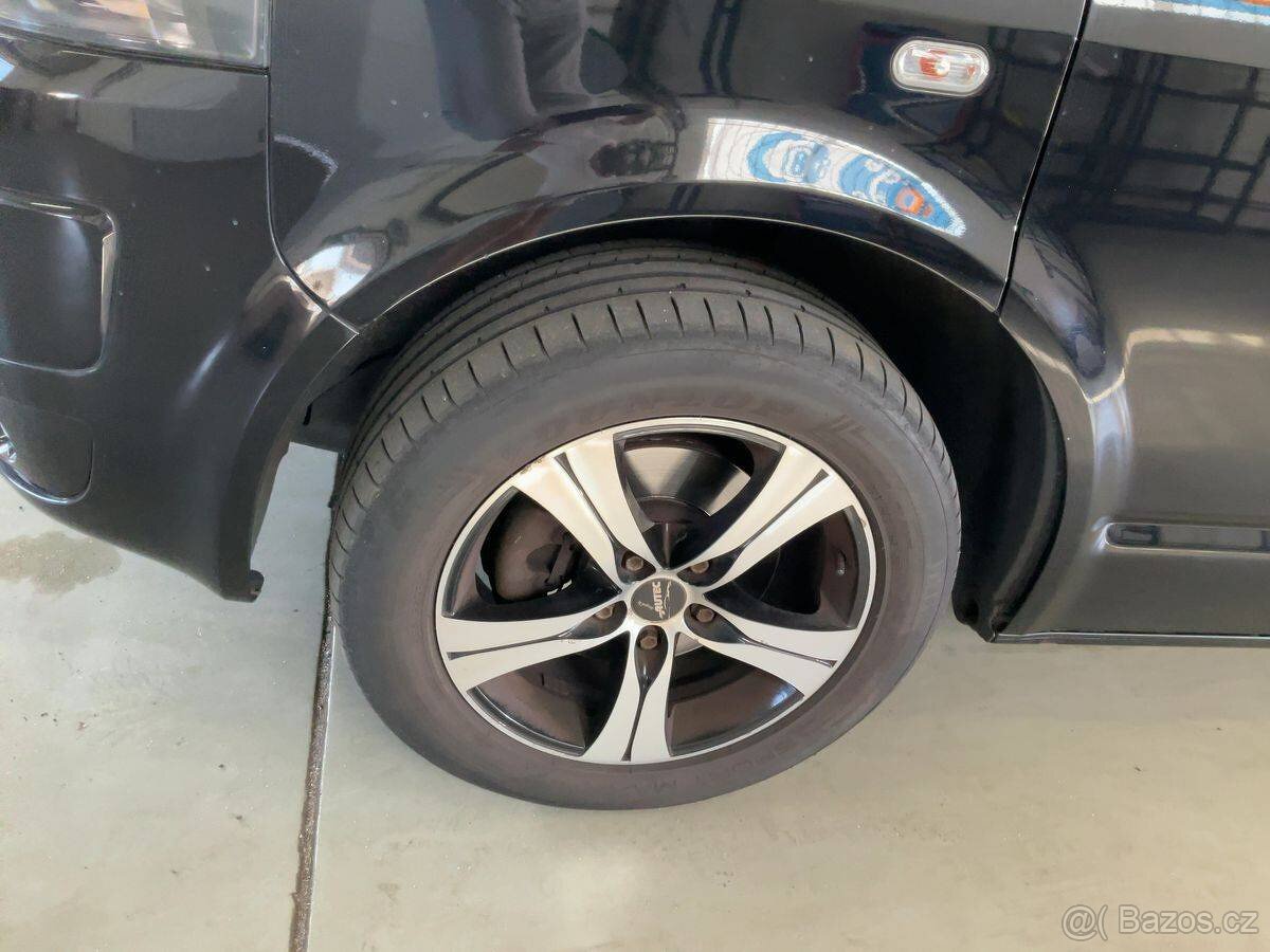 VW T5 Multivan 2.0 TDI 103kW,Serviska,7.Míst,Webasto - 2
