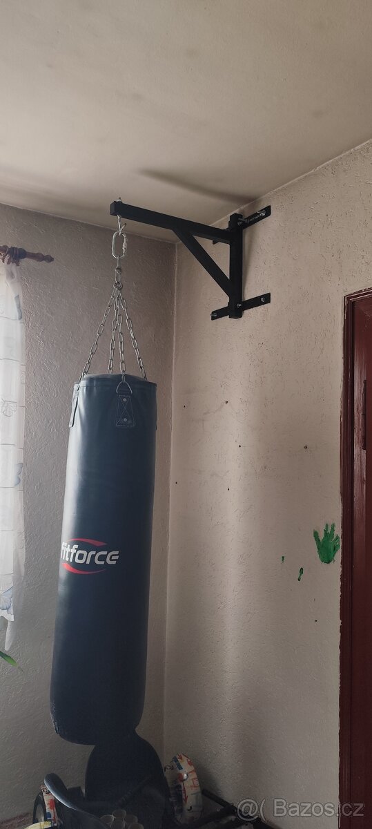 Boxovací pytel s držákem - 2