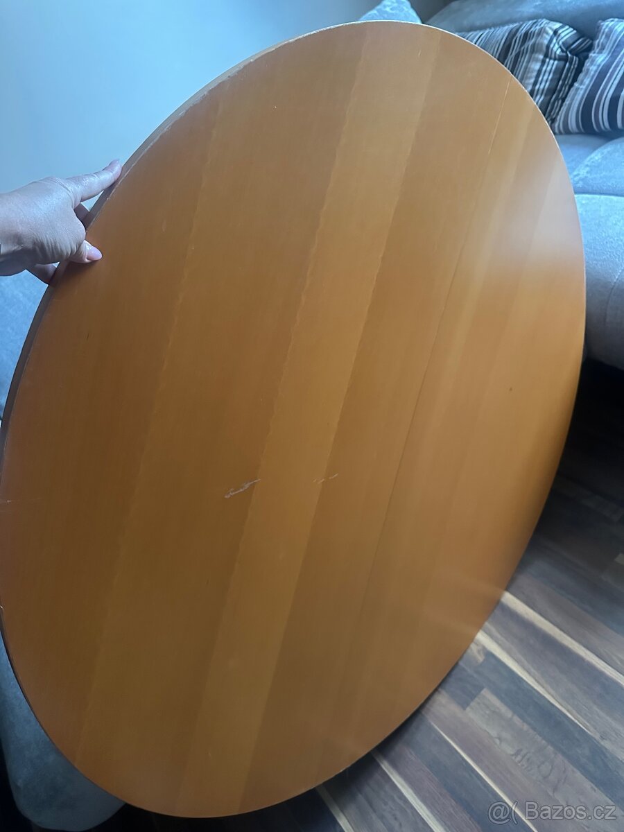 Kulatý rozkládací stůl - 2