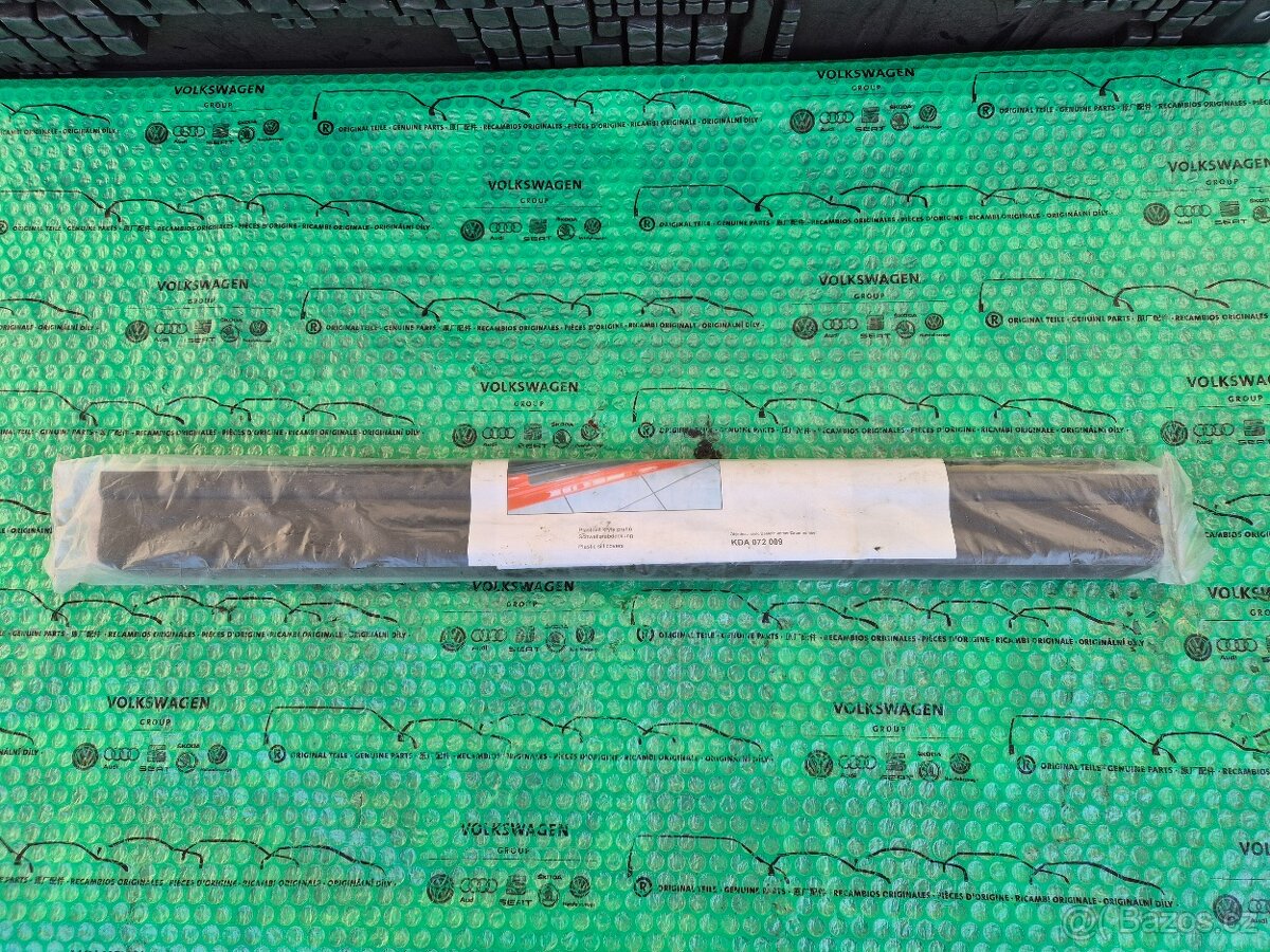 ozdobné prahové lišty černé Škoda Octavia I (1U) KDA072009 - 2