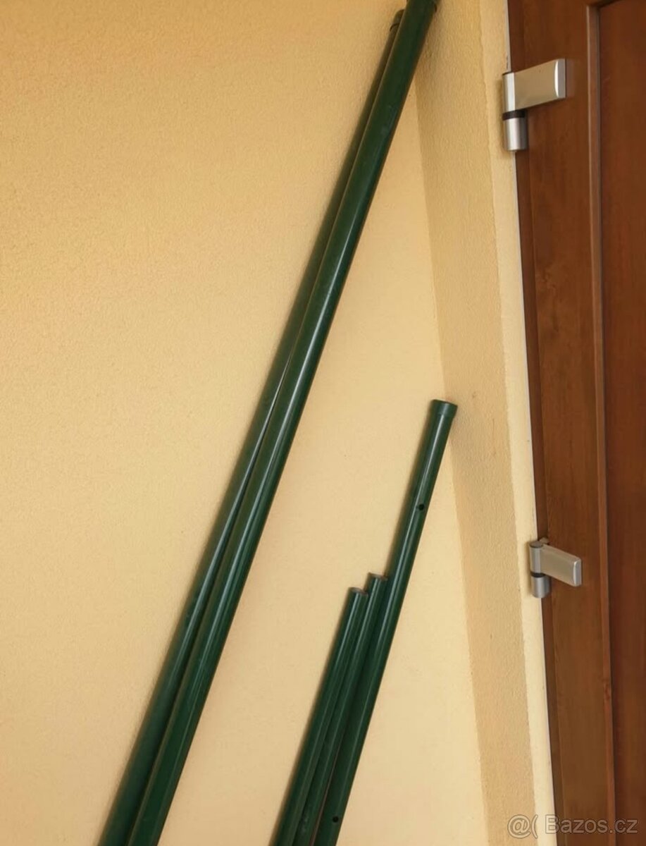 PILECKÝ Plotový sloupek IDEAL Zn+PVC zelený - 2