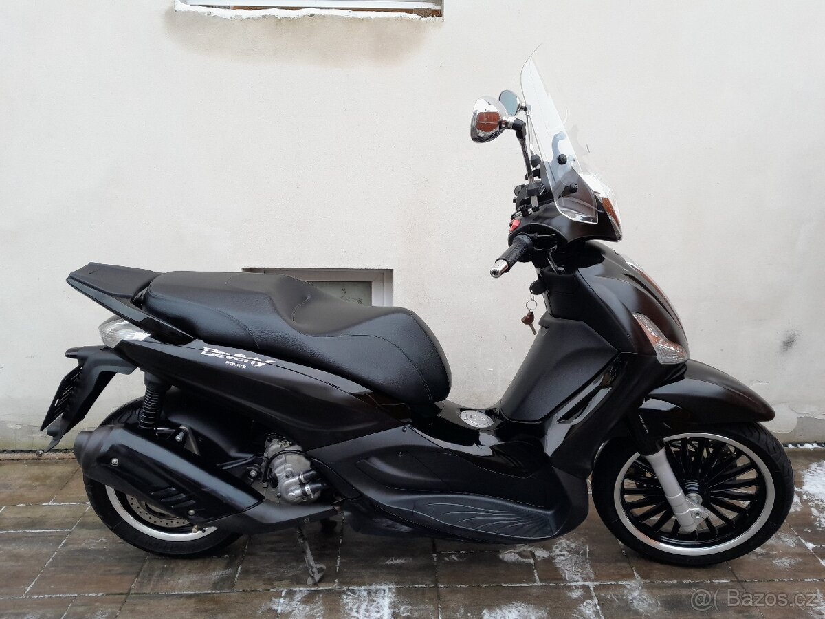 Piaggio Beverly 300i ABS, ASR, 2017, ZIMNÍ CENA - 2