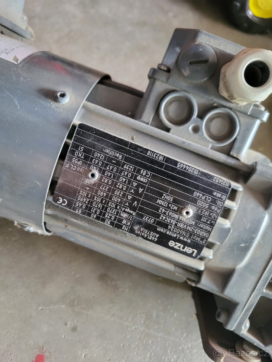 Elektromotor s převodovkou Lenze - 2