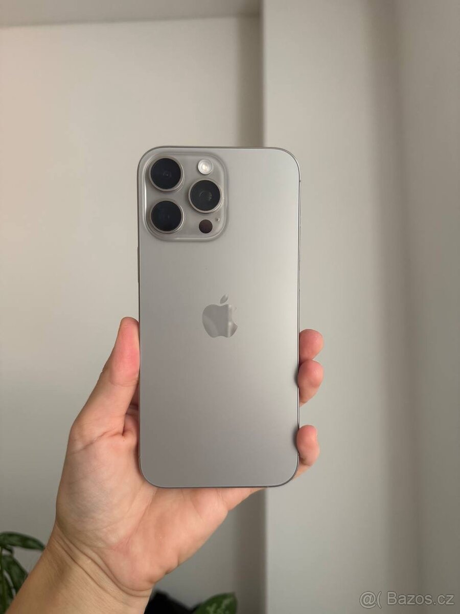 iPhone 16 Pro Max 256 GB - 2