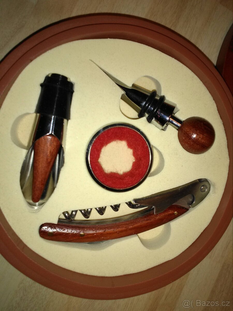 Somelierská sada na víno PRODÁM - 2