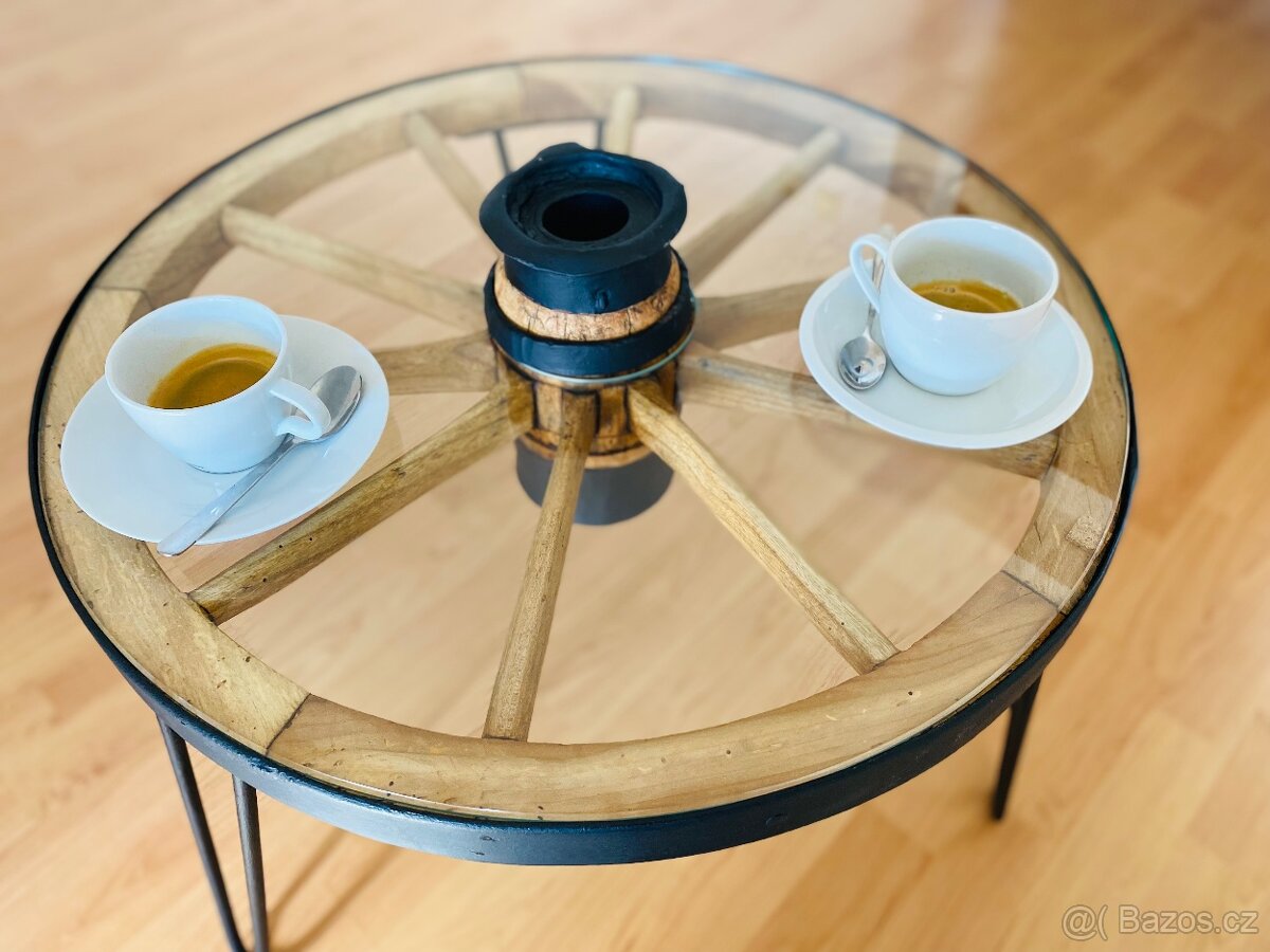 Konferenční stolek - 2