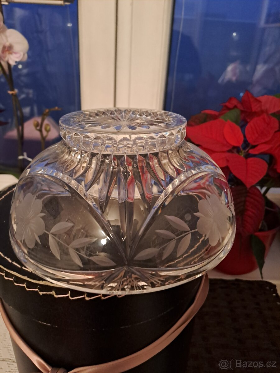 Retro krasna misa - 2