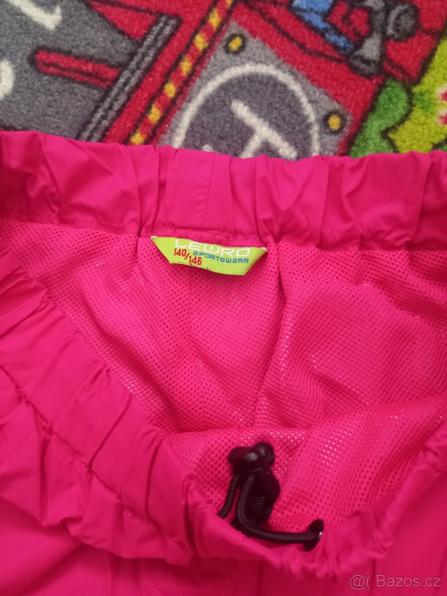 Šusťákové kalhoty Lewro vel. 140/146 - 2