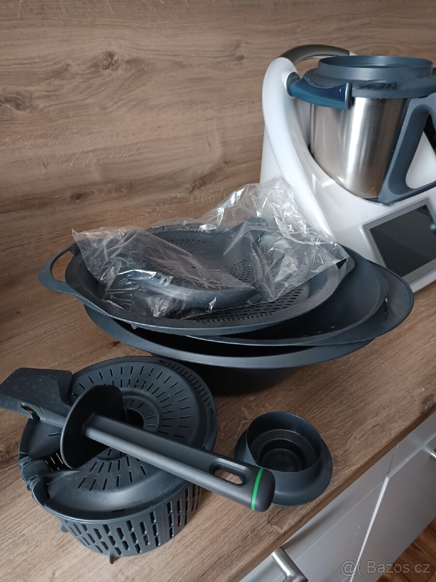 Kuchyňský robot Thermomix TM6 - 2