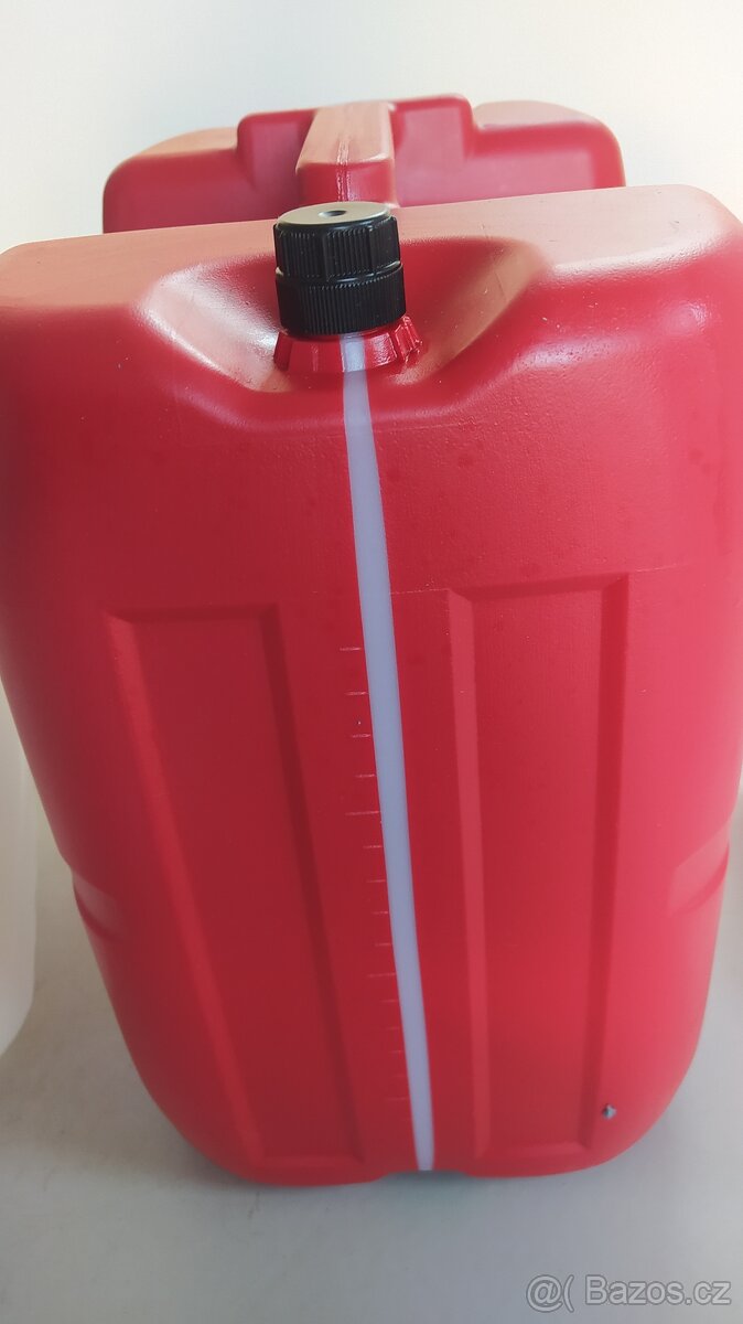 Kanystr plastovy 20 l 10l - 2