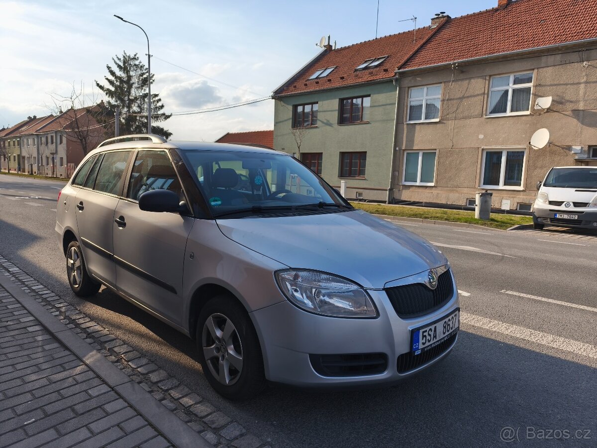 Škoda fabia II - 2