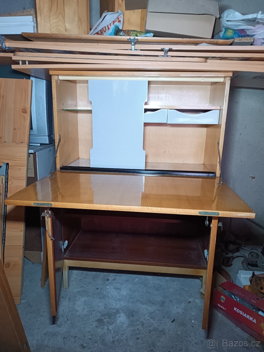 Staré skříně - 2