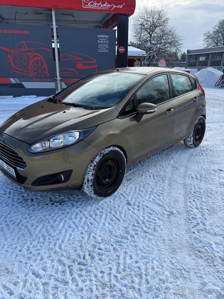 Ford Fiesta - 2