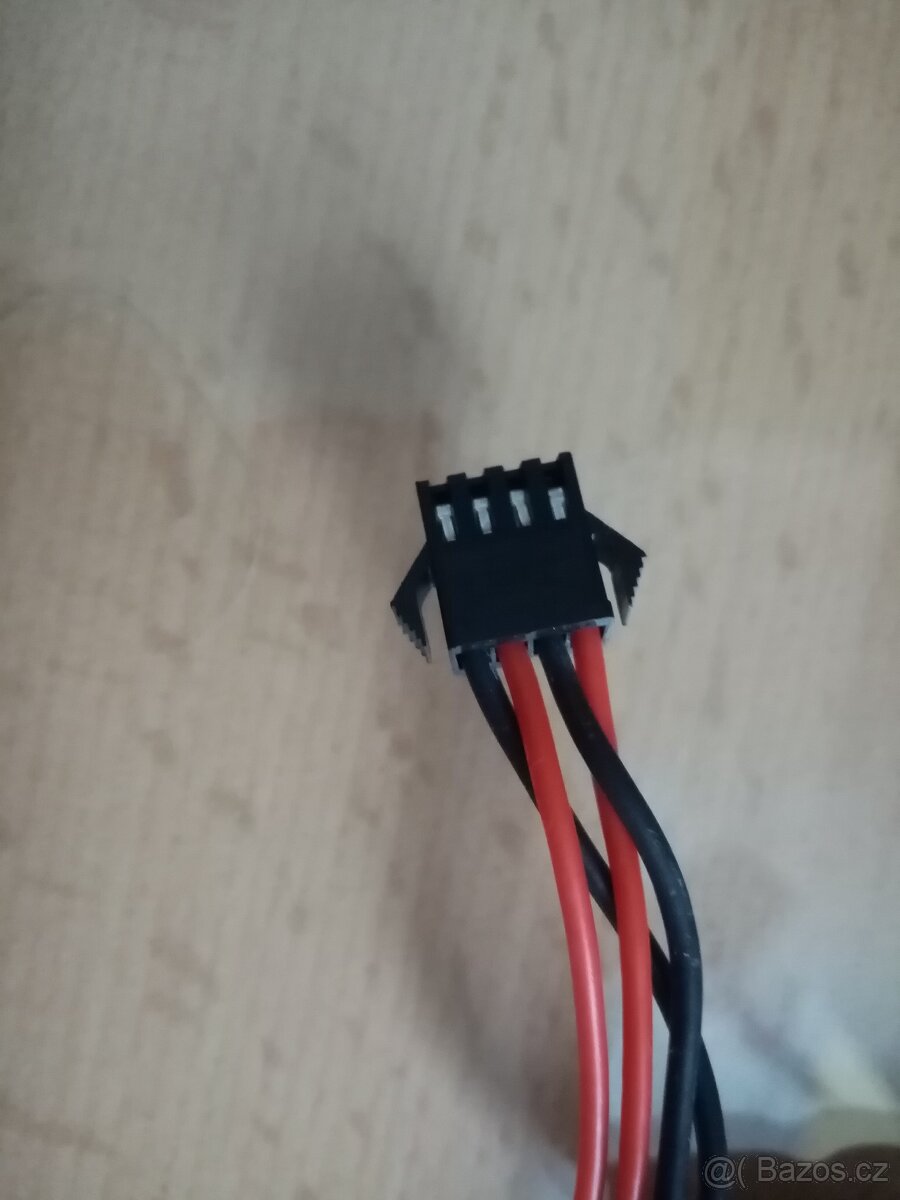 BATERIE 7.4V PRO RC MODELY NOVÁ+NABÍJEČKA - 2