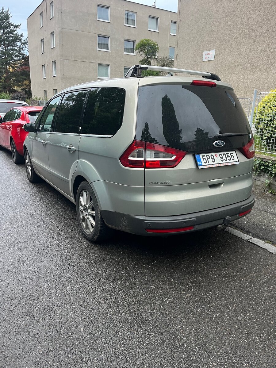Ford Galaxi - 2