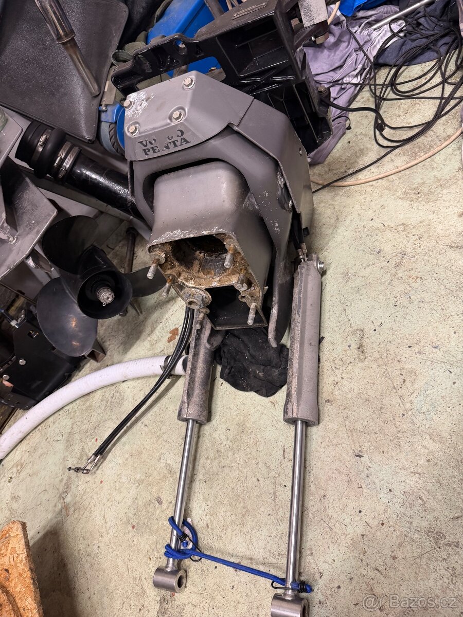 Z noha Volvo penta SX +transom - 2