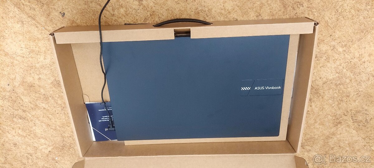 ASUS VIVOBOOK 16 GB RAM, 512 SSD, FullHD, 15,6 " - 2