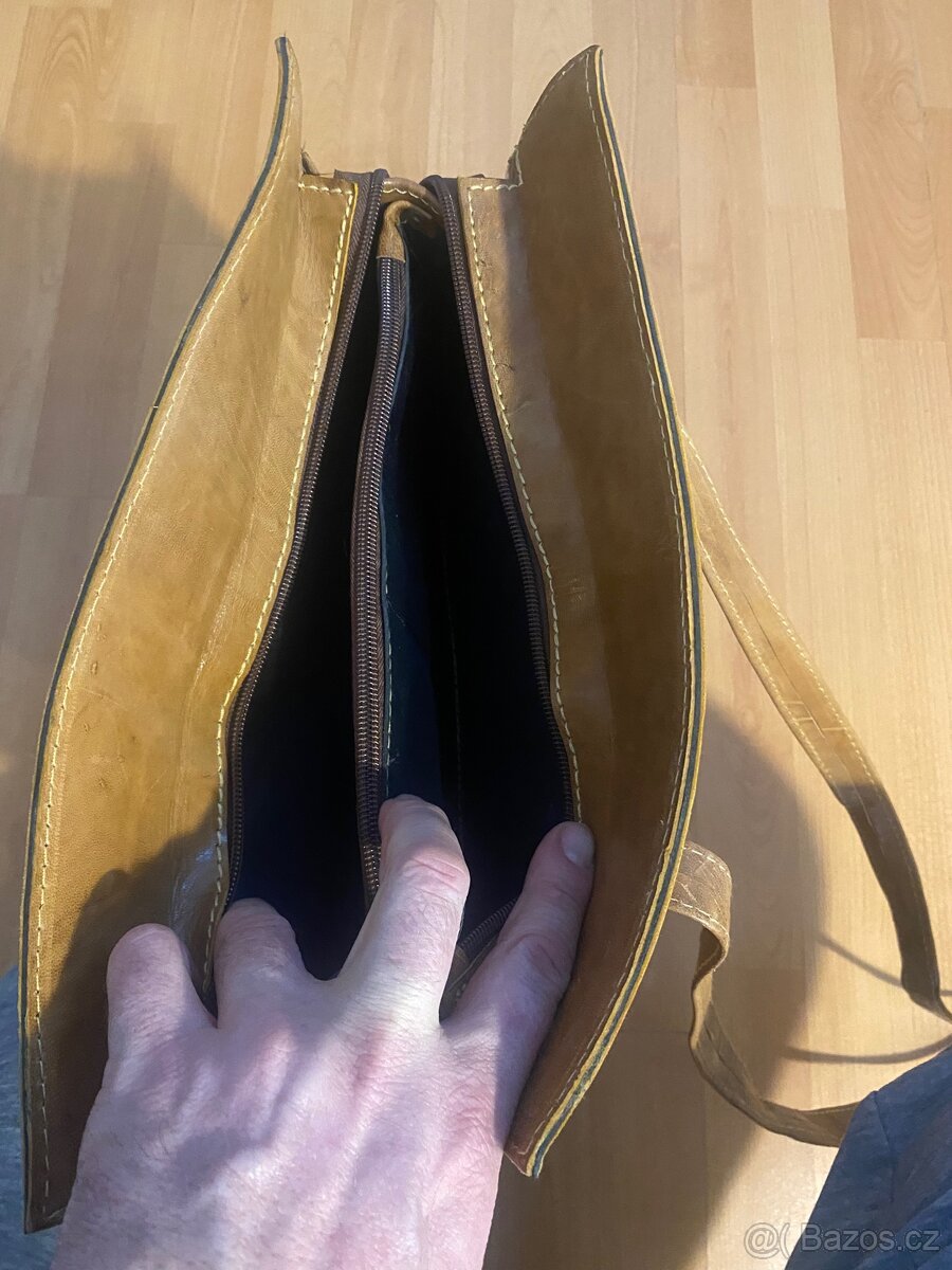 Kožená tašky na notebook - 2