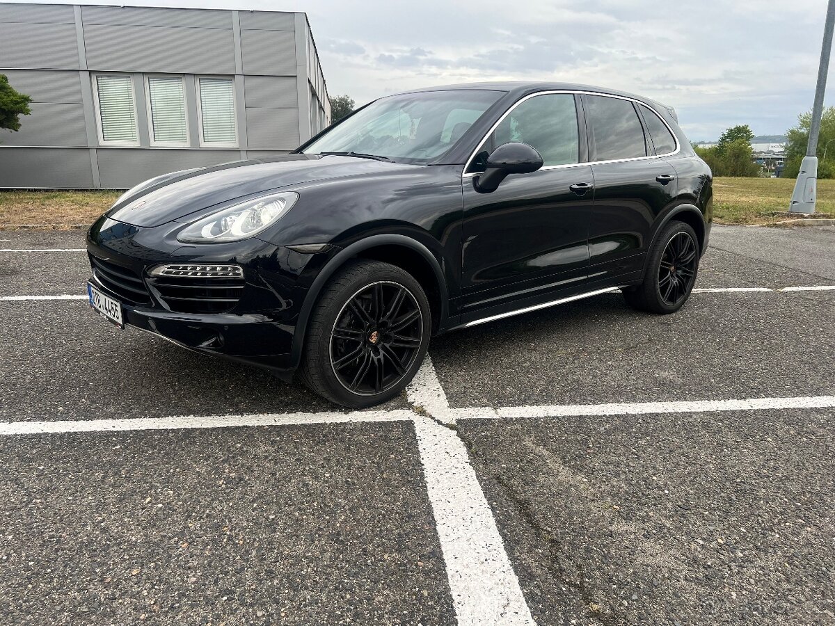 Porsche Cayenne - 2