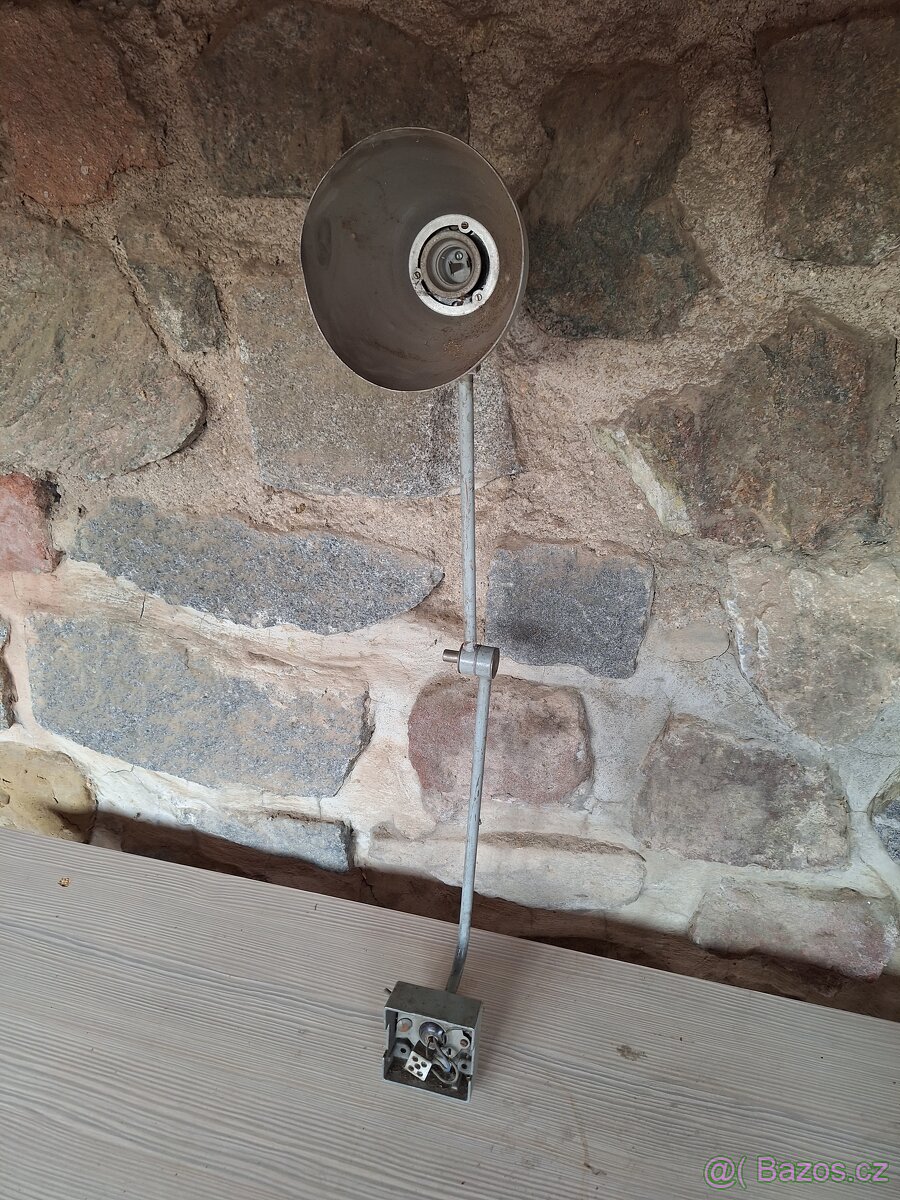 Stara dílenská lampa - 2