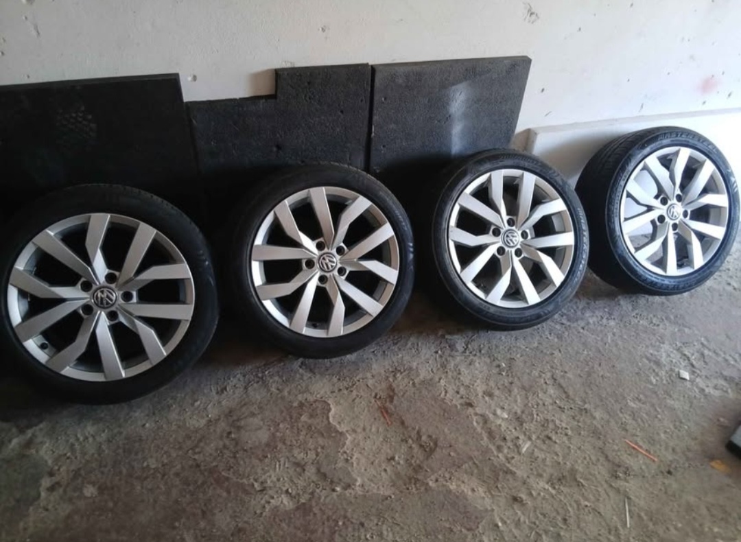 ALU volkswagen 205/55 R17 - 2