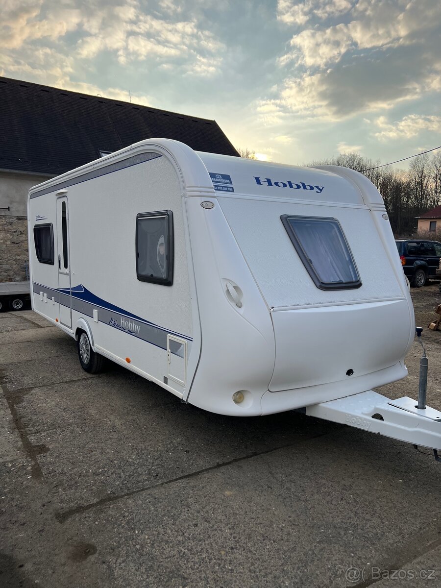 Hobby 540UFE - Mover, předstan, tv - 2