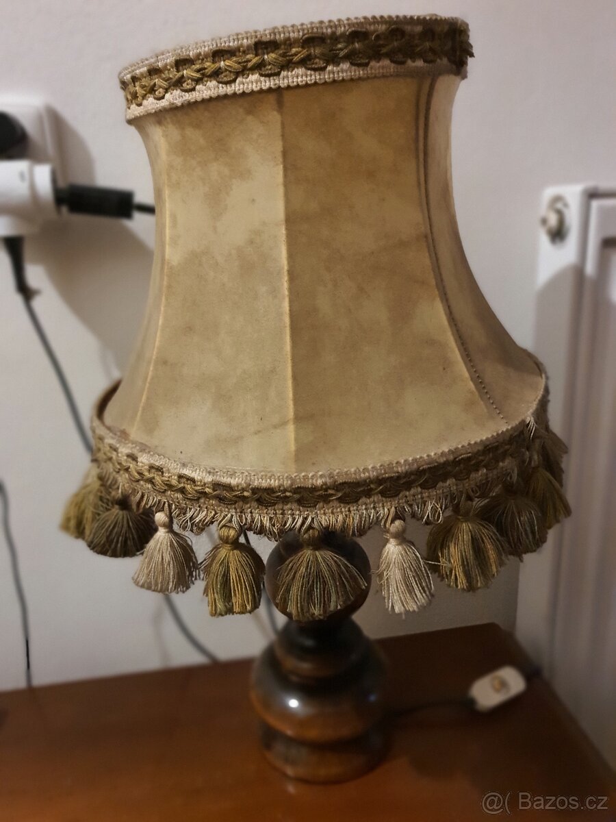 Lampa starožitná - kůže - 2