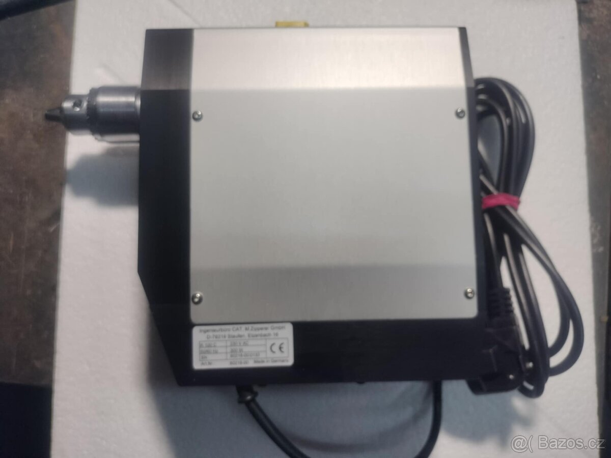 Horné laboratórne miešadlo - 2