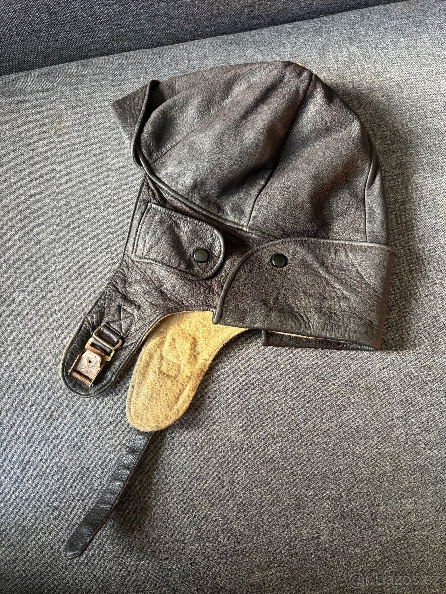 Kukla,přilby helmy - 2