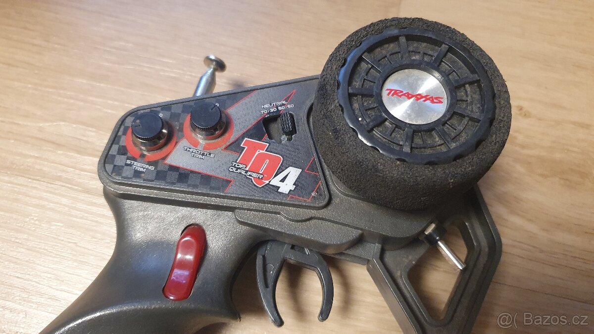 SLEVA Vysílač + přijímač, ovladač, Traxxas, 27Mhz - 2