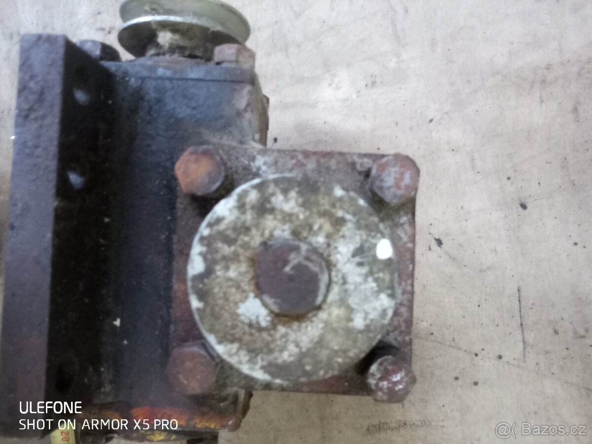 Úhlová převodovka - 2