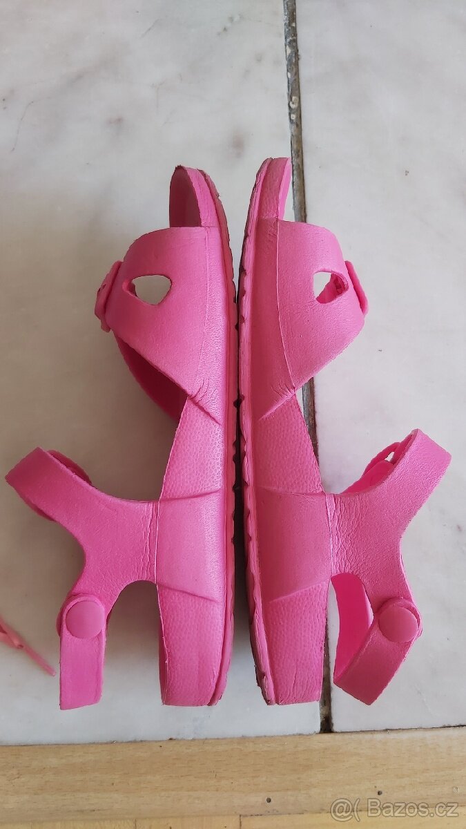 Dívčí sandálky vel.34 - 2